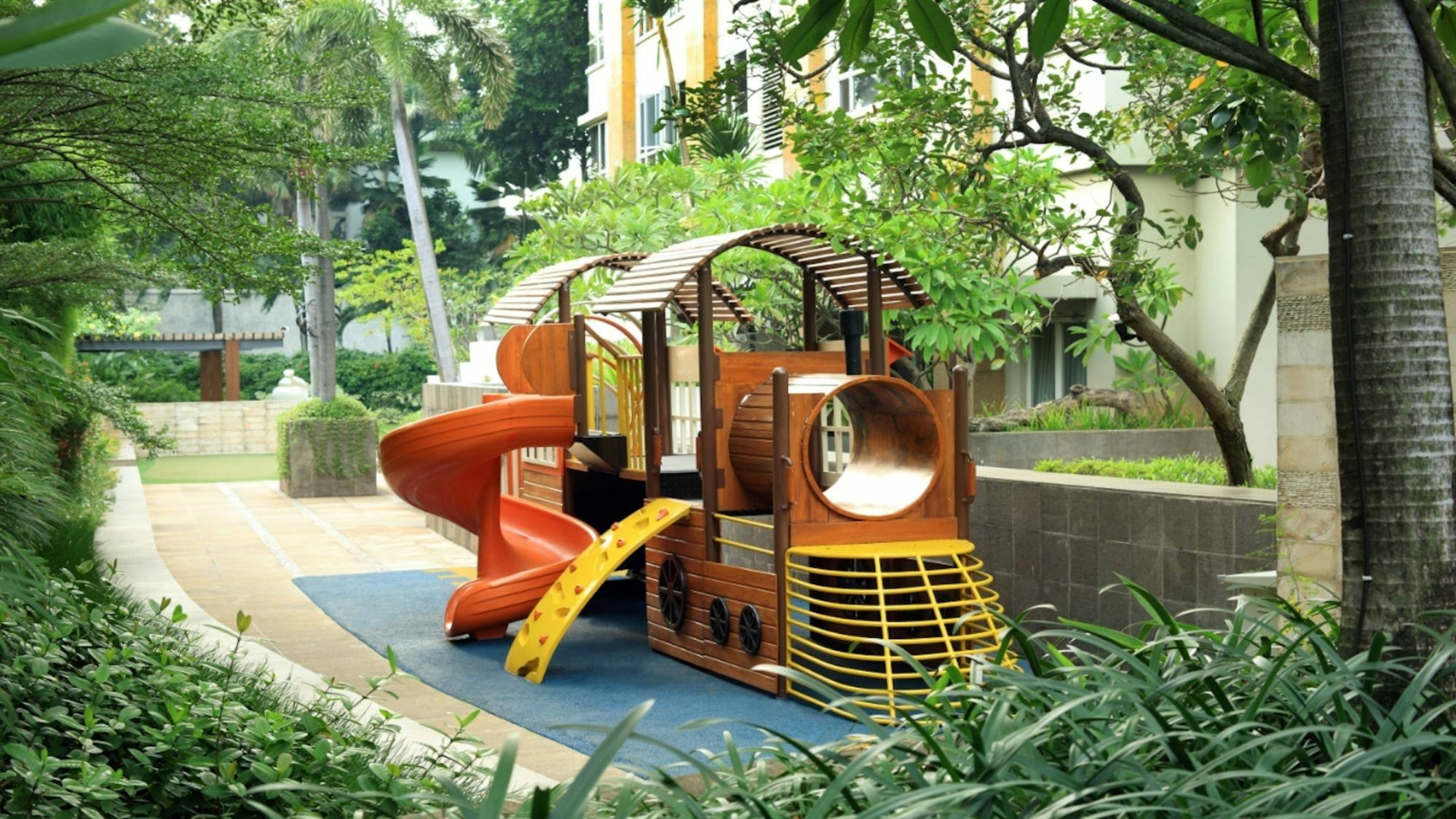 2Br Premium Apartment Berlian Permata Hijau ジャカルタ エクステリア 写真